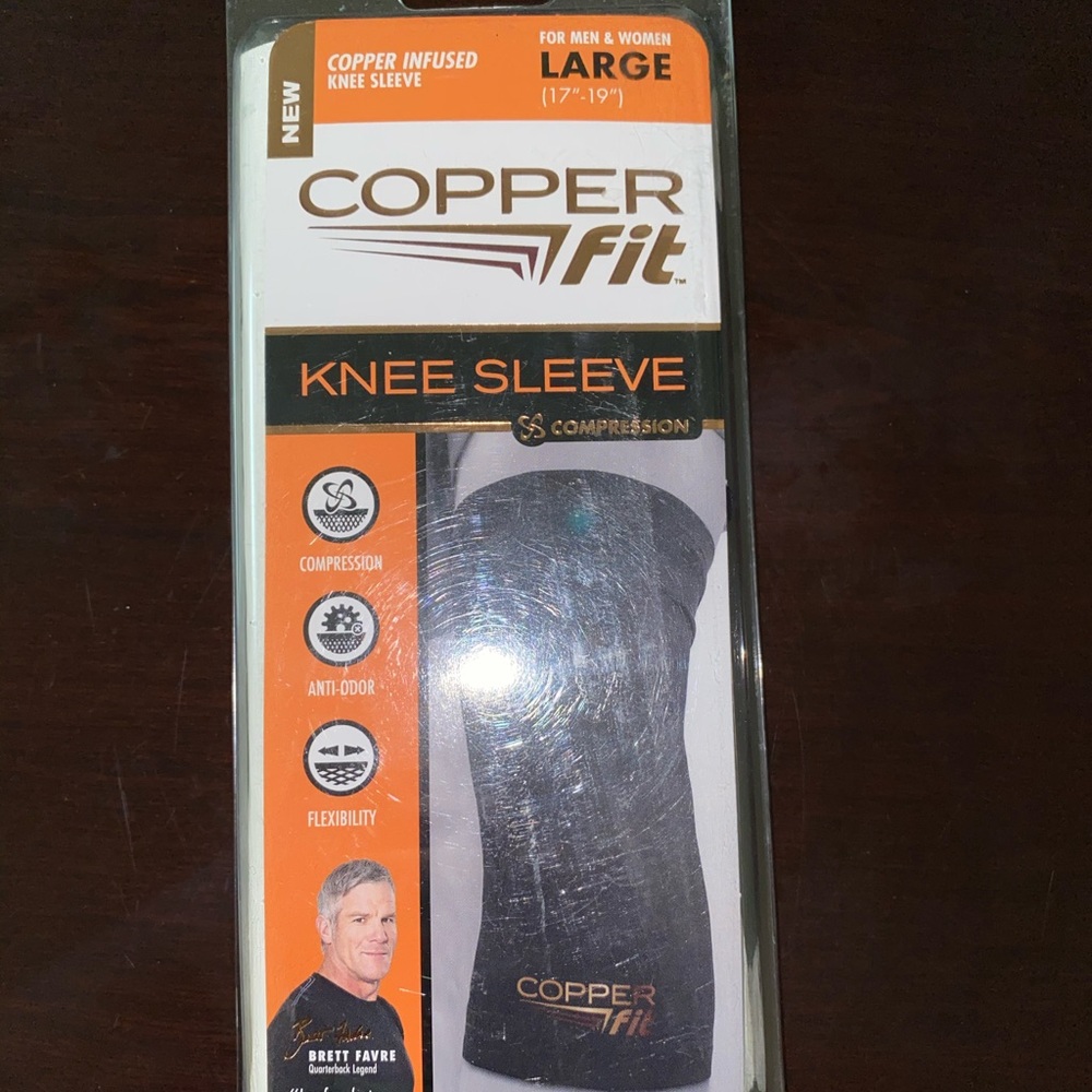 Copper fit knee sleeve, Brand new! Never used!